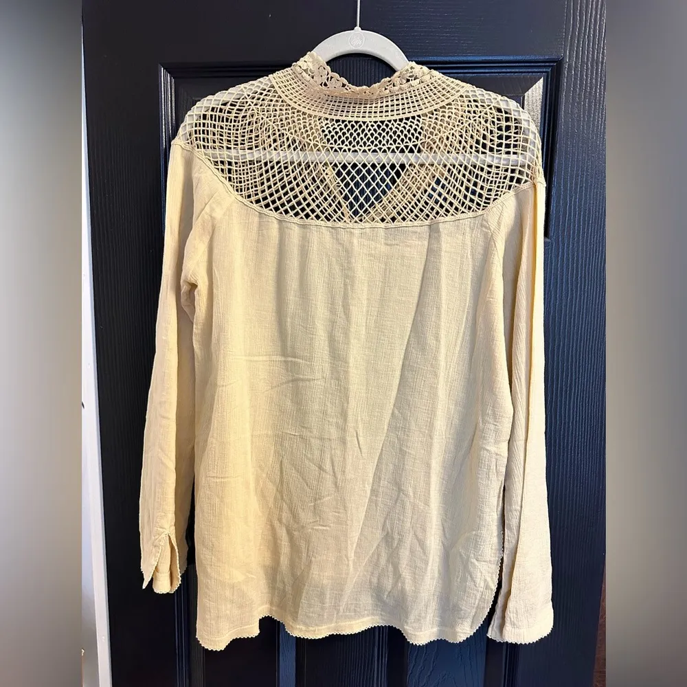 Free People Medium Shirt - Image 2