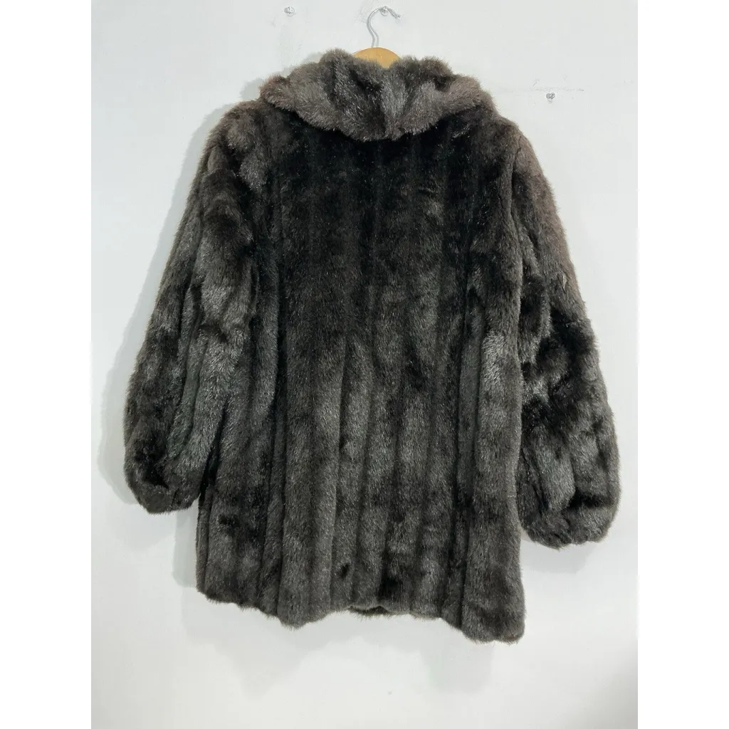 VTG Monterey Fashions Women’s Size 14 Faux Fur Coat Plush Lined Made In USA Brown - Image 2