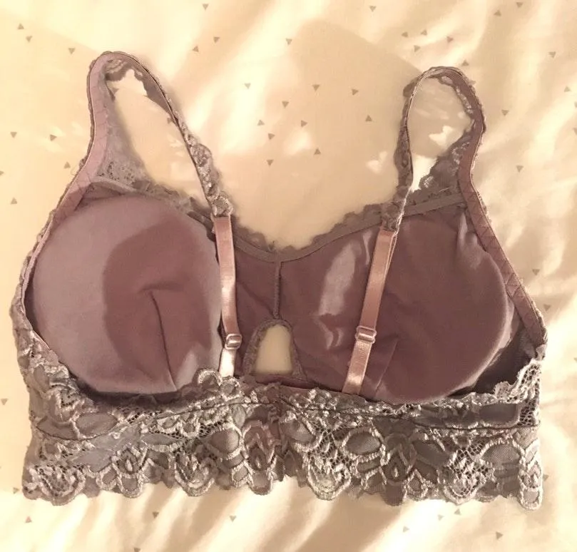 Purple Velour Bralette Lace Size L Never Worn - Image 2