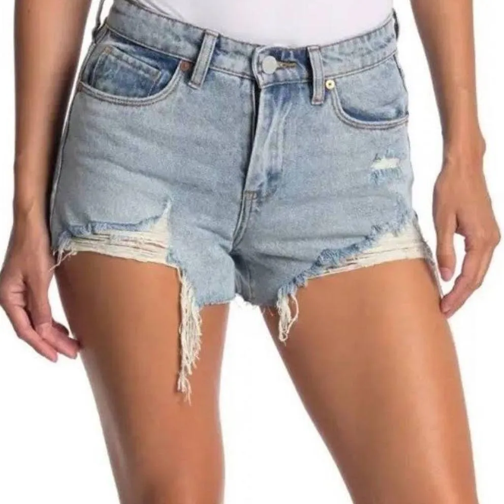 Blank NYC The Barrow high rise distressed denim shorts 30 - Image 3