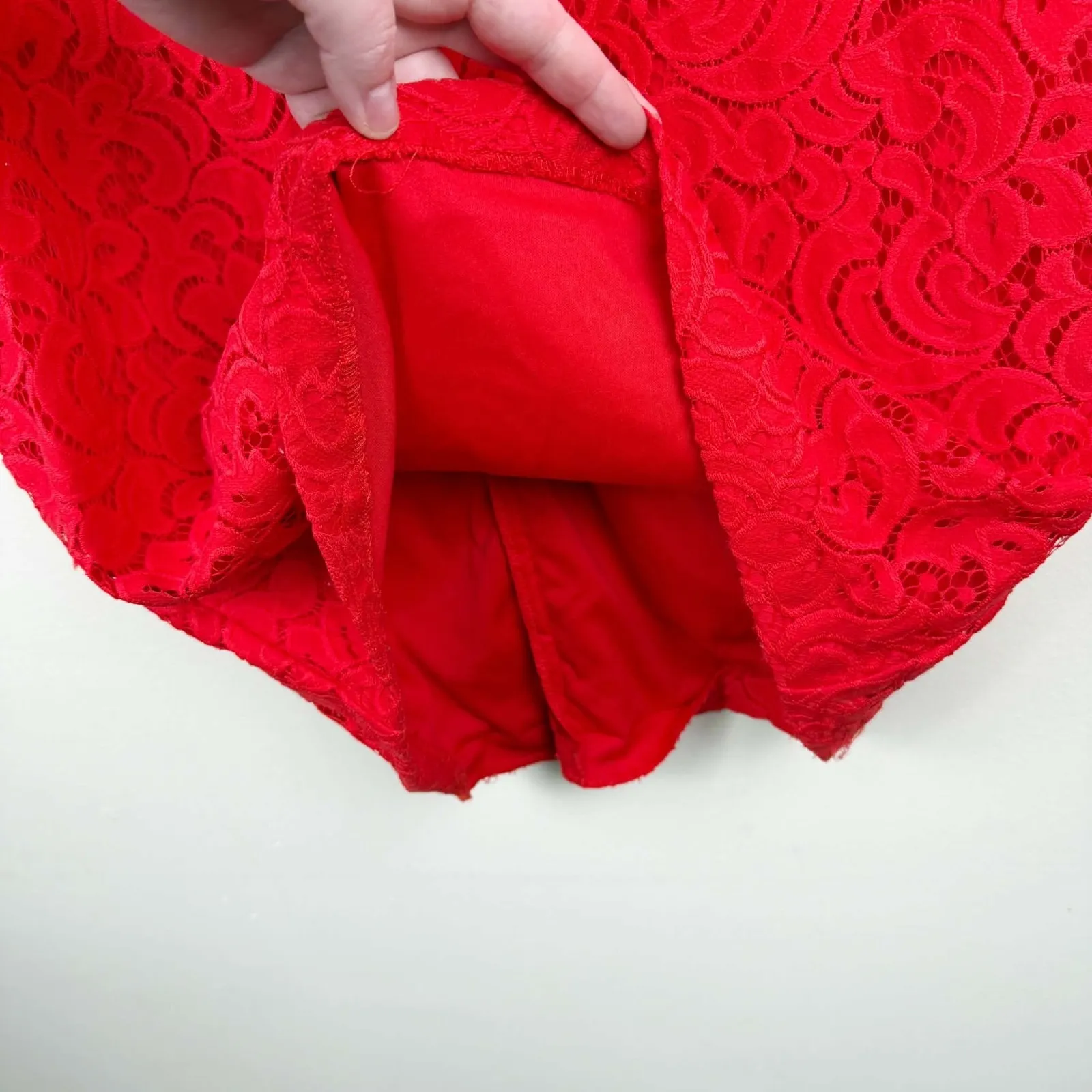 Black Label Evan Picone Red Lace Sheath Dress Sleeveless Zip Back Women's 8 - Image 4