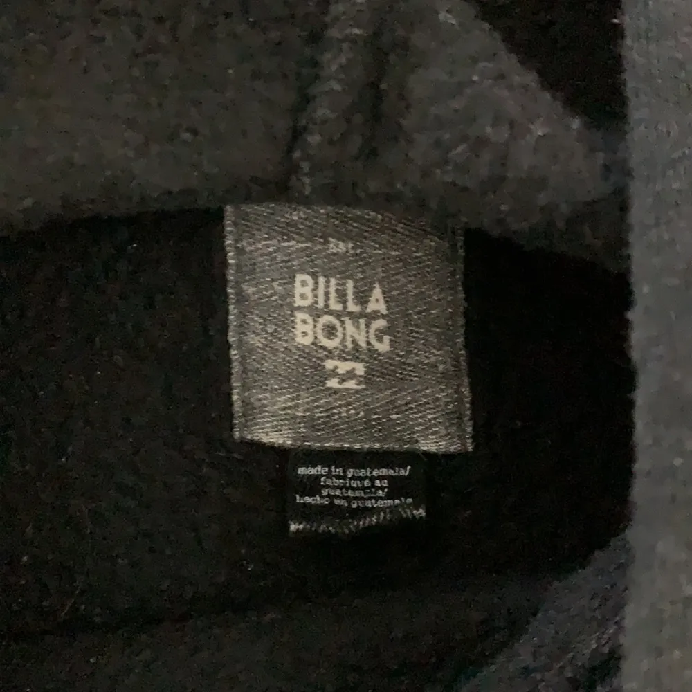Billabong  black hoodie - Image 5