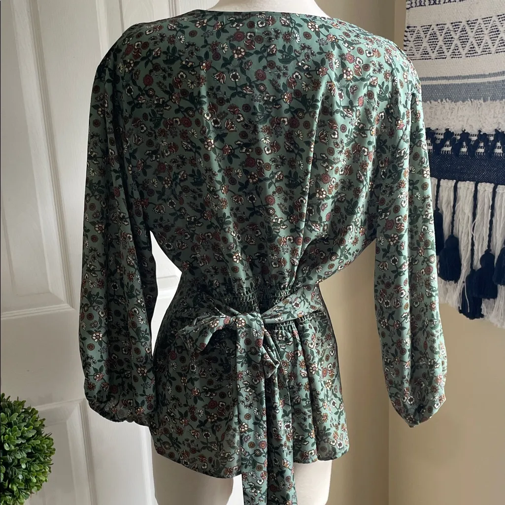 Max Studio Green Boho, Cottagecore Floral Blouse - Image 2