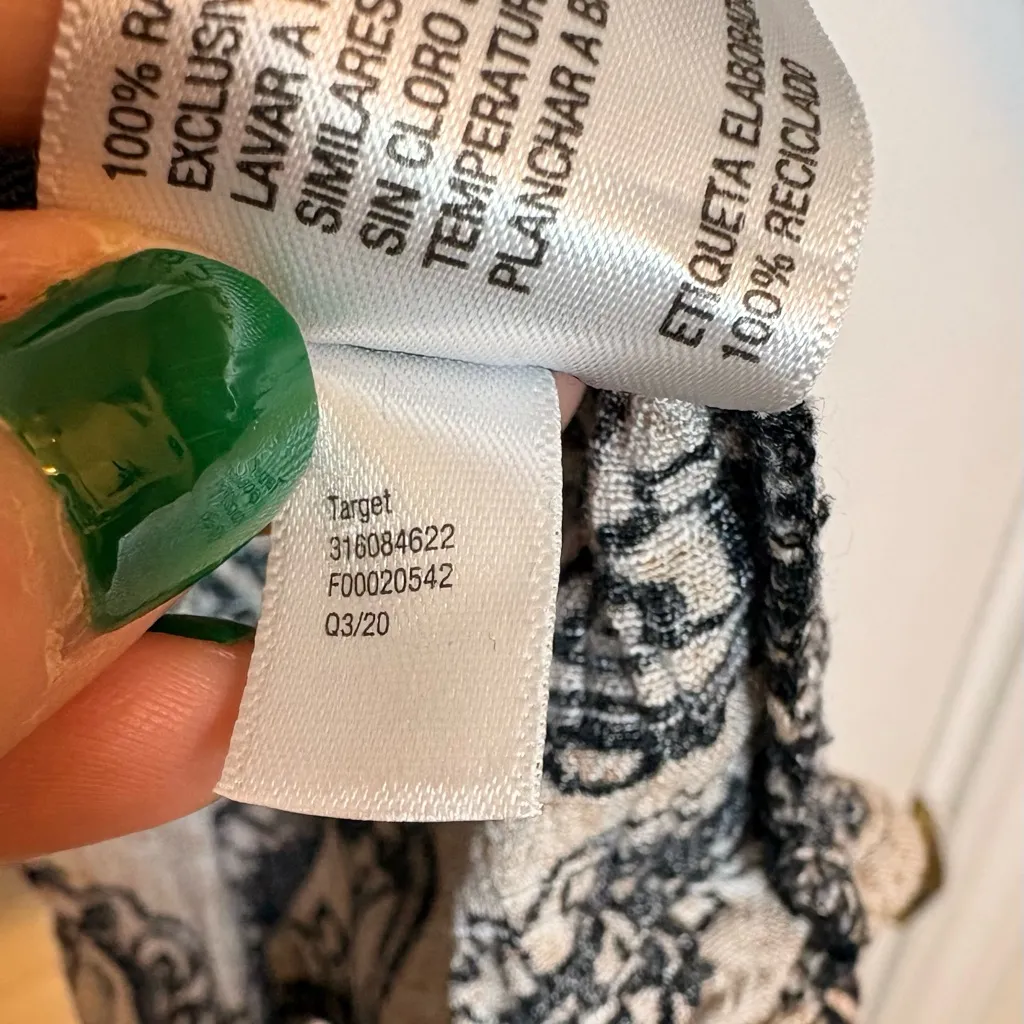 Knox Rose Black and Cream Paisley Blouse - Image 6