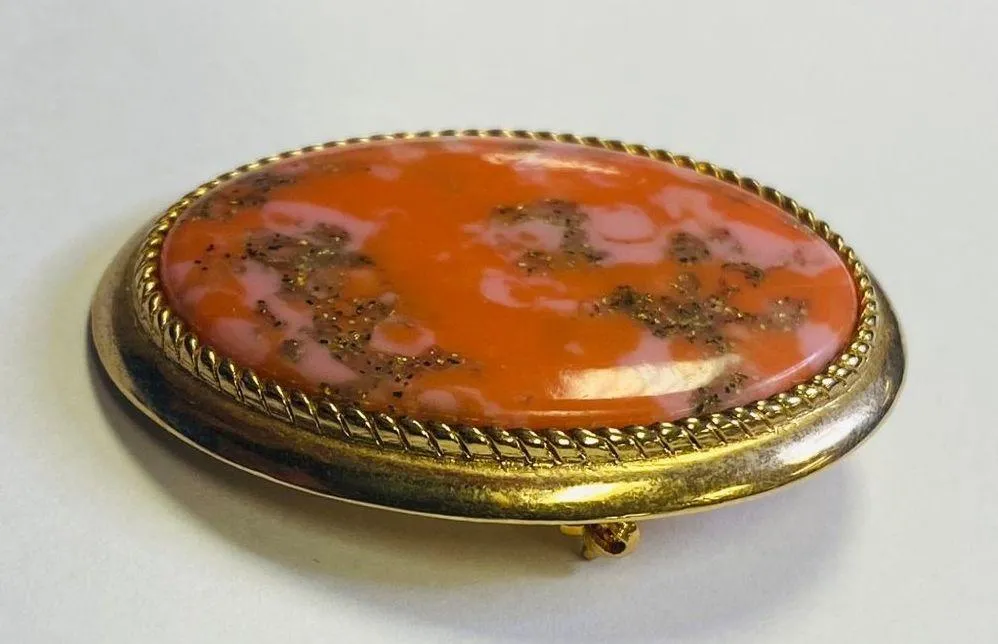 Sarah Coventry Coraline Brooch Pendant Pink Orange Gold Tone Glitter Lucite Oval - Image 4