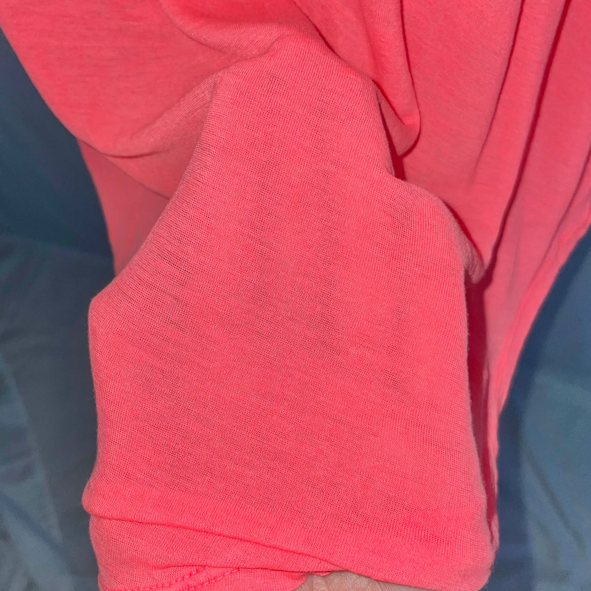 New  Lightweight Knit Scoop Neck Tank Top Neon Pink Size Medium - Image 5