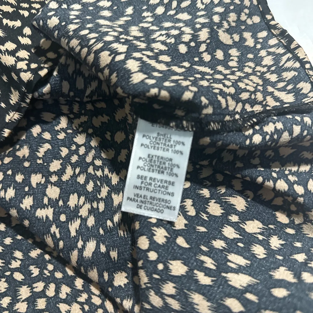 En Crème Black and Tan Satin Sleeveless Top Size L - Image 8