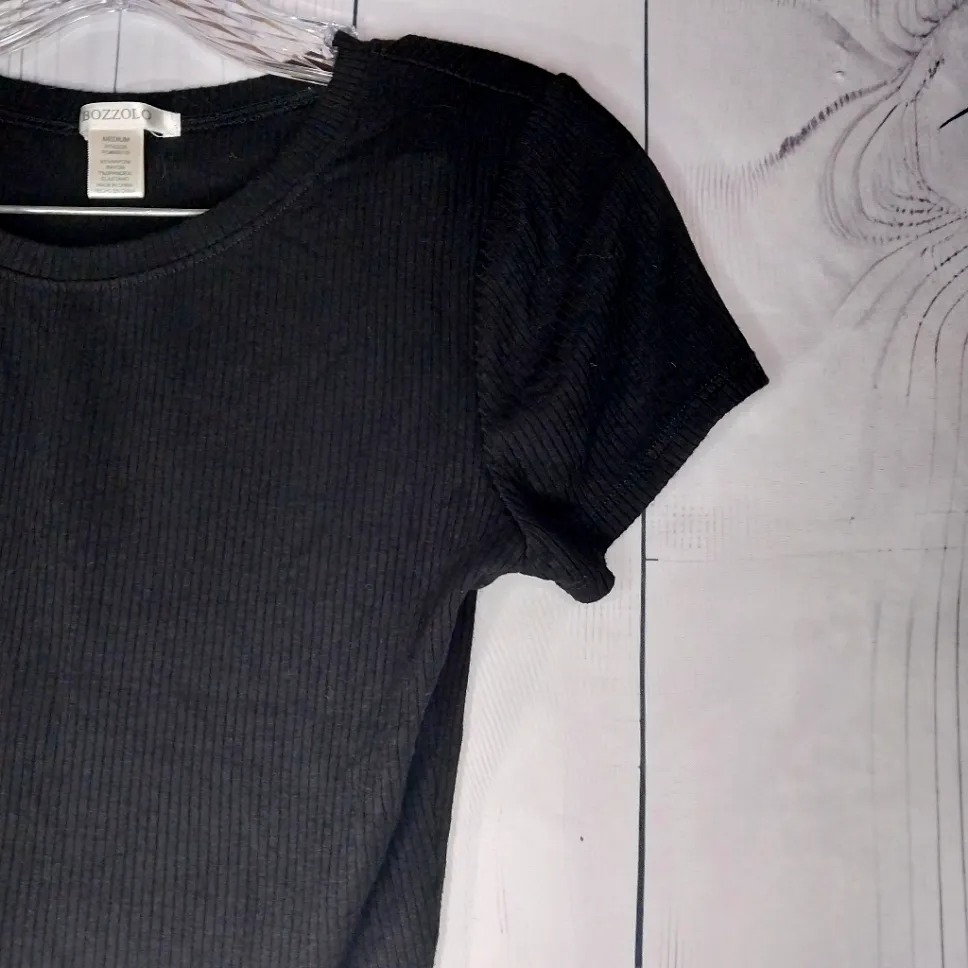 Bozzolo Classic Black Women's Crop Top - Image 2