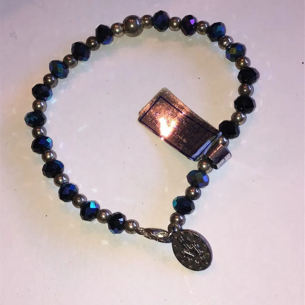 Cristallo Black and Silver Religious Charm Beaded Bracelet - Image 5