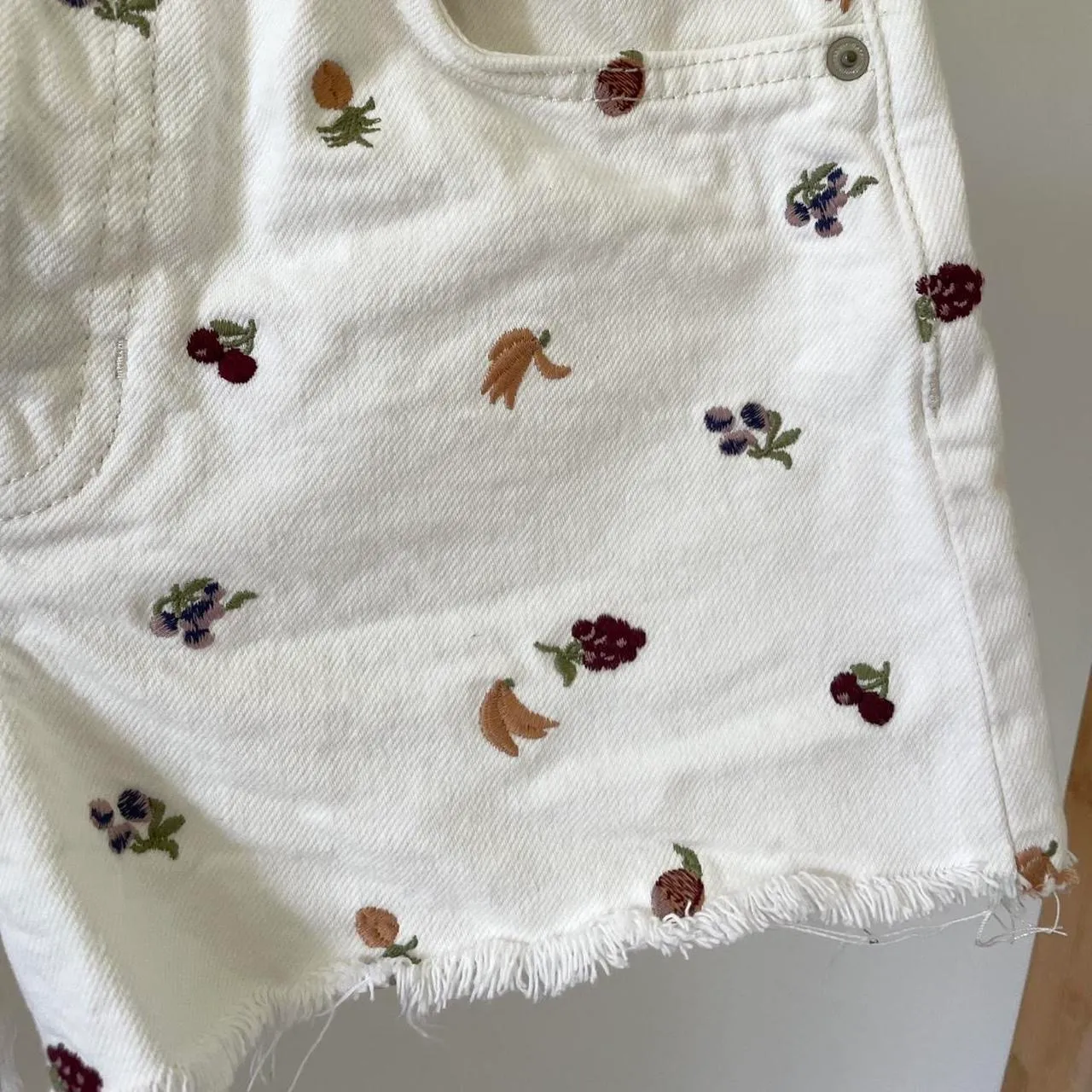 Reformation Charlie Fruit Embroidered High Rise Denim Shorts in White - 25 - Image 6