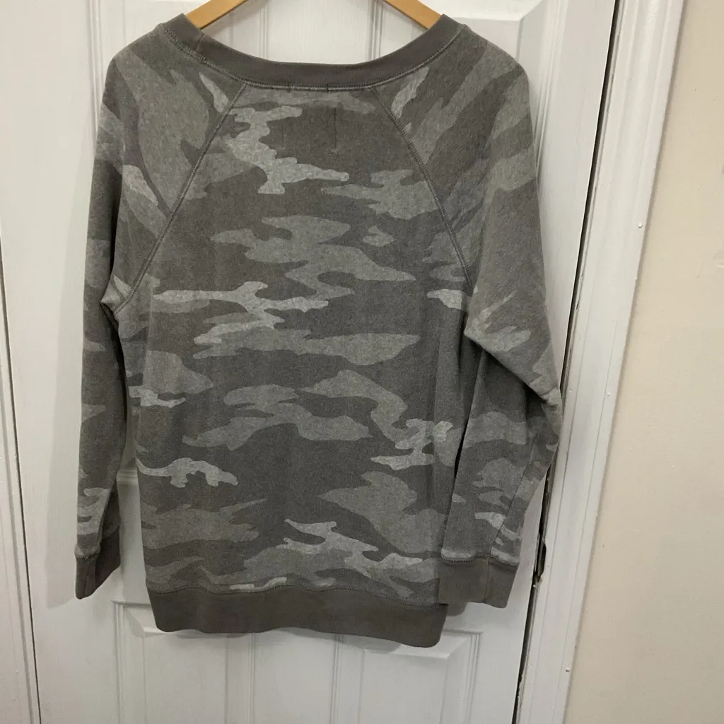 American Eagle Outfitters Gray Camouflage Sweatshirt - Image 2