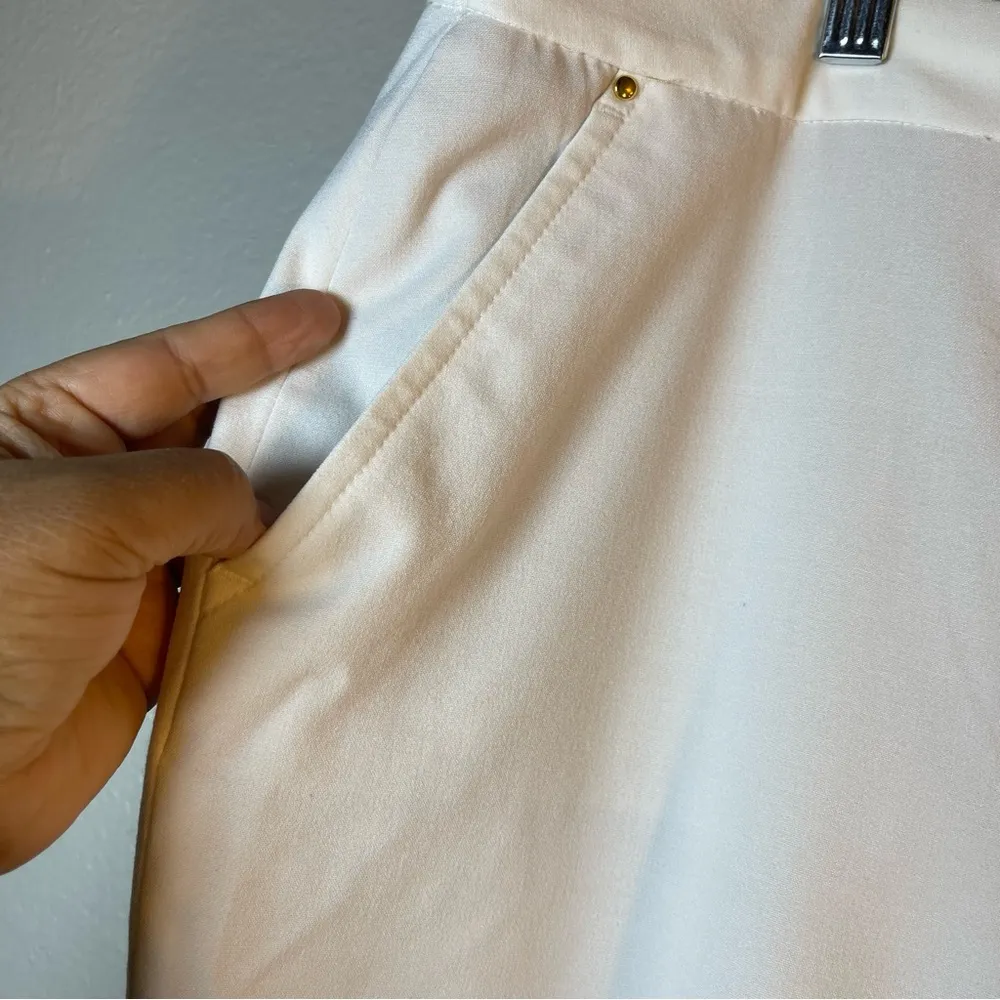 Dana Buchman White and Gold Trousers - Image 3