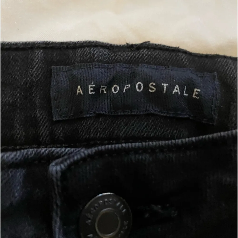 Aeropostale woman’s high rise skinny jeans - Image 6