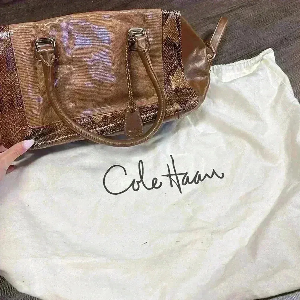 Cole Haan Bag - Image 4