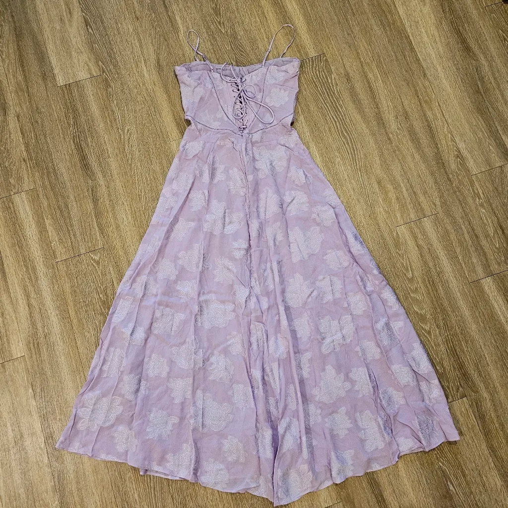 HOUSE OF CB 'Seren' Soft Lilac Orchid Purple Floral Lace Back Maxi Dress - Image 7