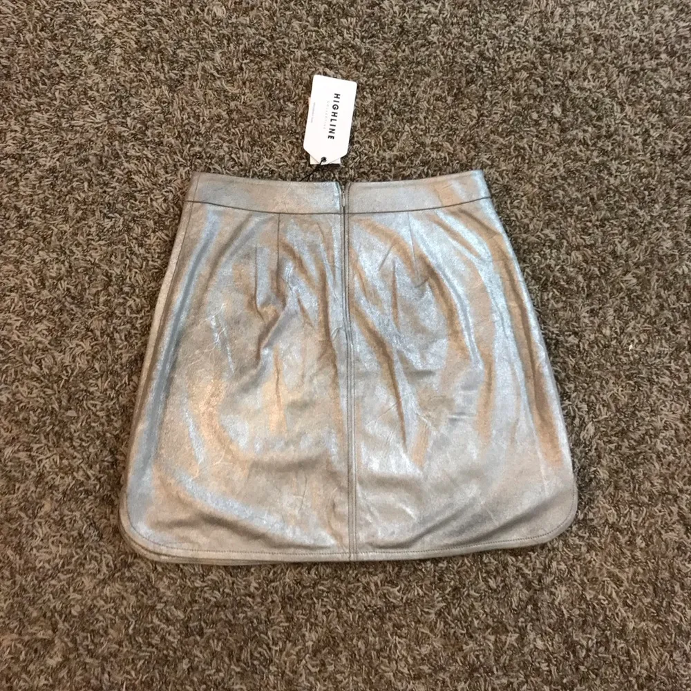 Highline  Collective NWT metallic silver mini skirt - Image 10