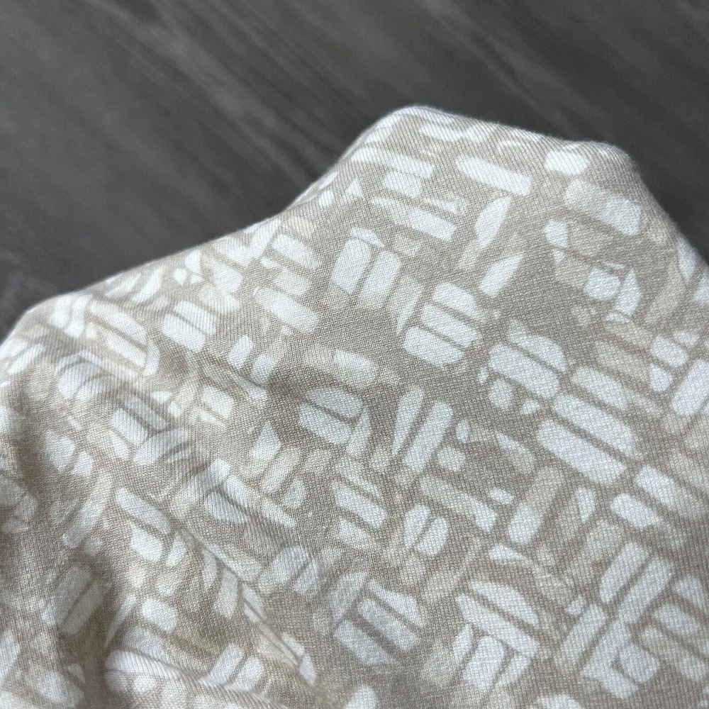 Covington Essentials Shirt Womens Small Basic Tee - Image 8