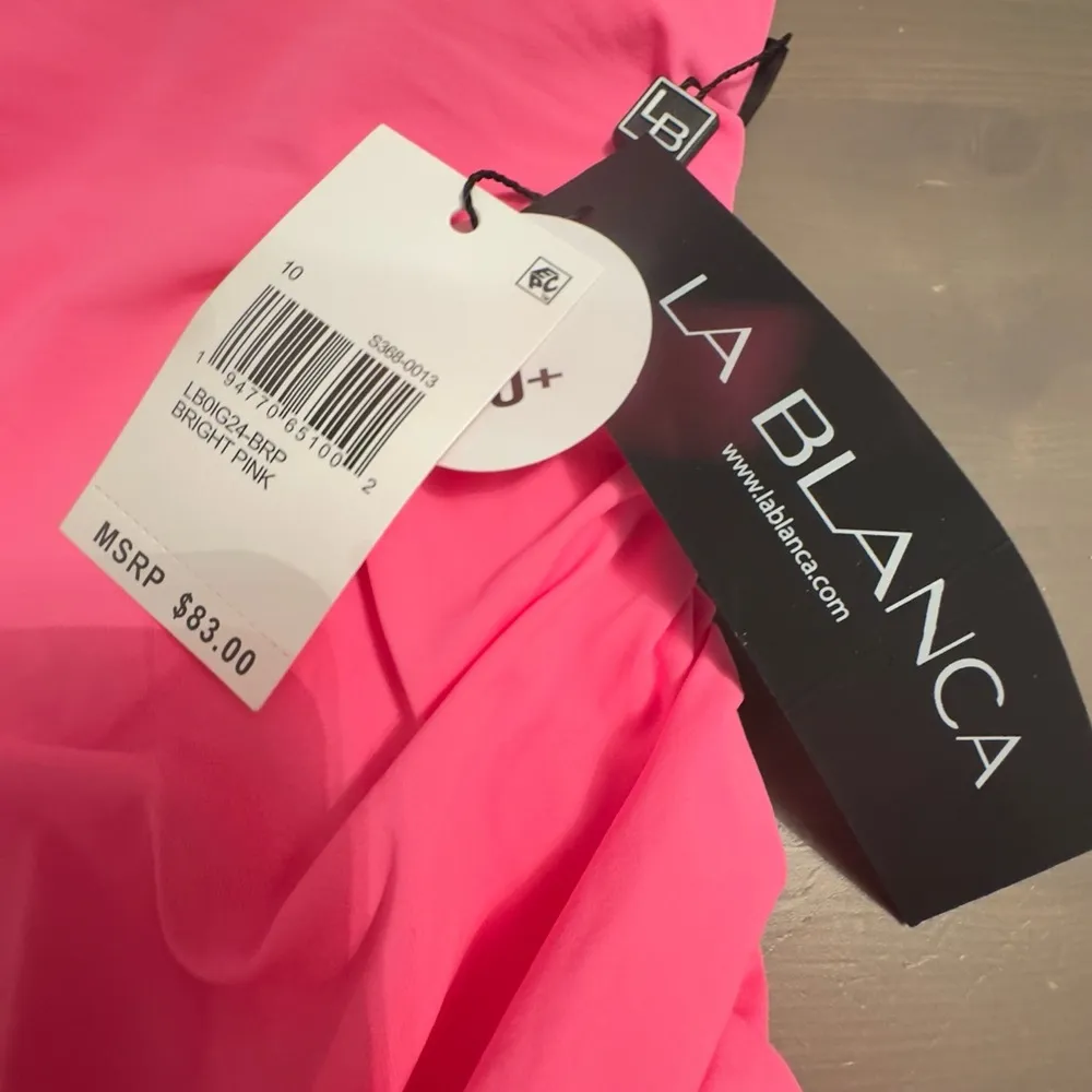 La Blanca Size 10 island Goddess Rouched in bright pink One Piece Swimsuit NWT - Image 5