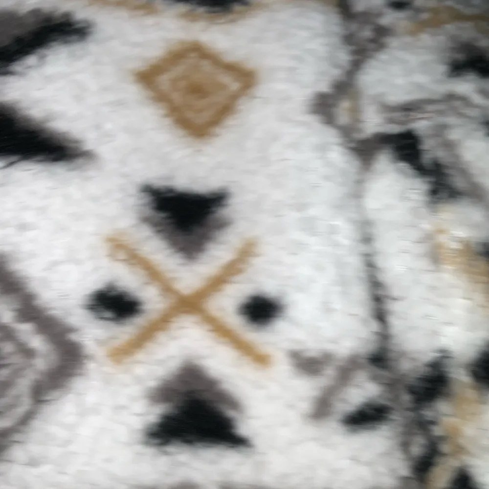 Canada Weather Gear Women's 1/4 Zip Aztec Printed Sherpa Pullover Pockets XXL Black - Image 11