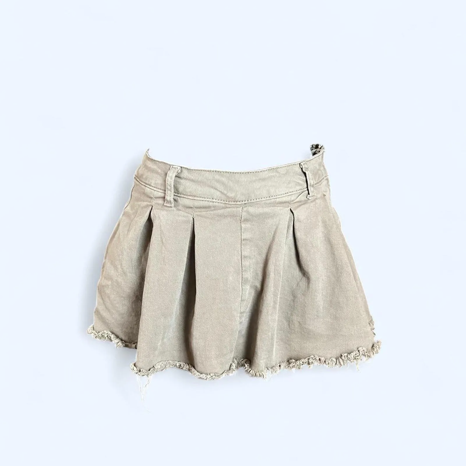 Army green mini skirt with built in shorts 27 inch waist Size undefined - Image 6