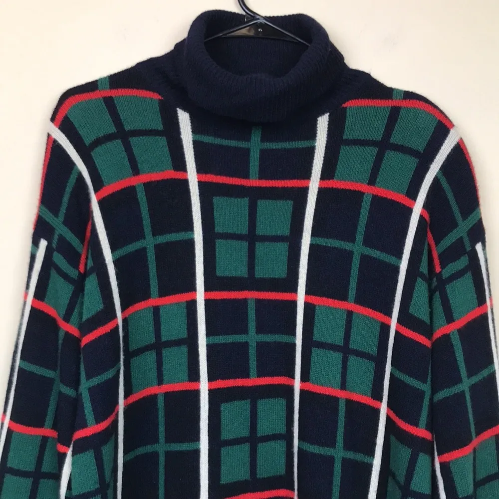 VTG Neiman Marcus Women’s Cashmere Plaid Windowpane Turtleneck Sweater Tunic - Image 2