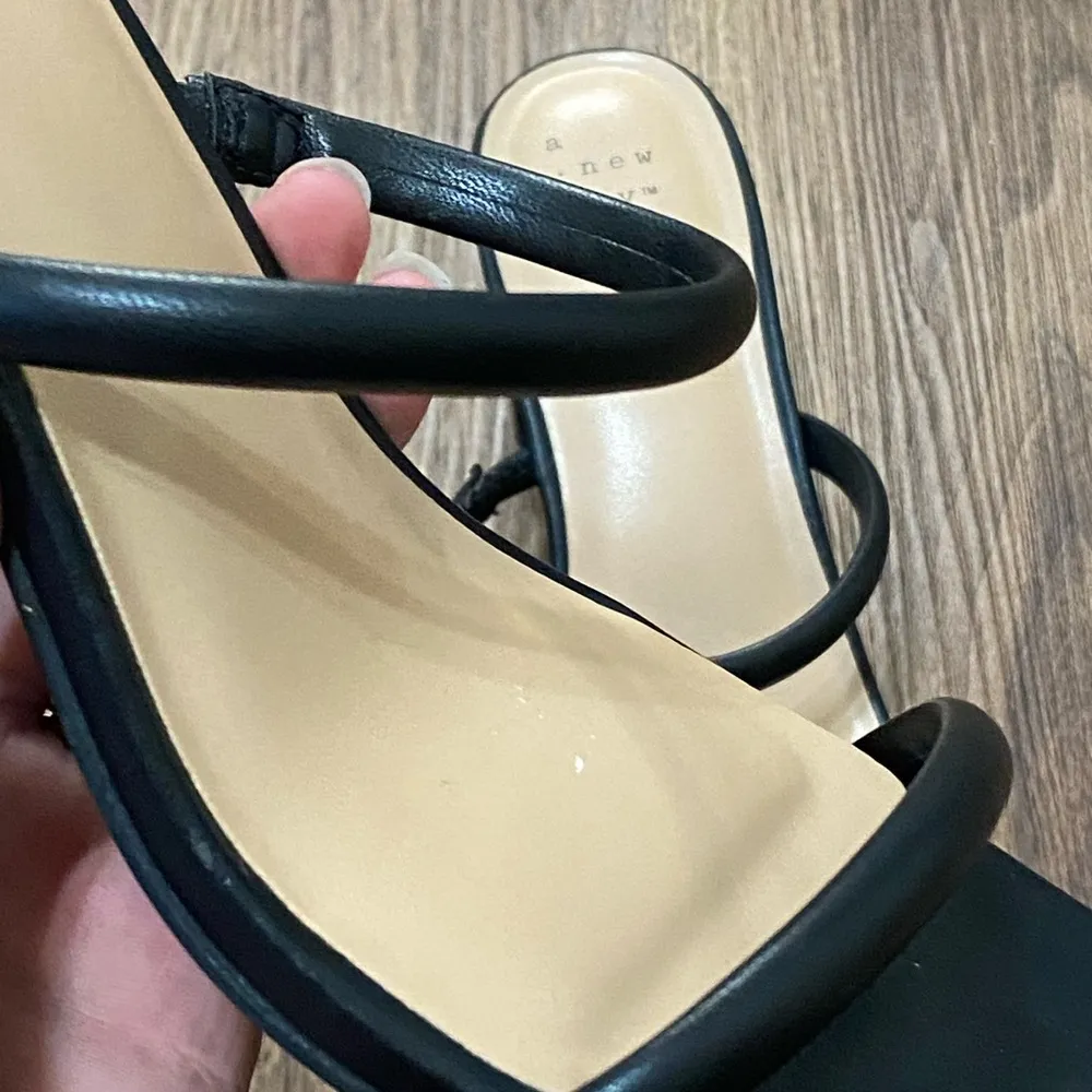 A new day women’s low black heel size 8 1/2 - Image 5