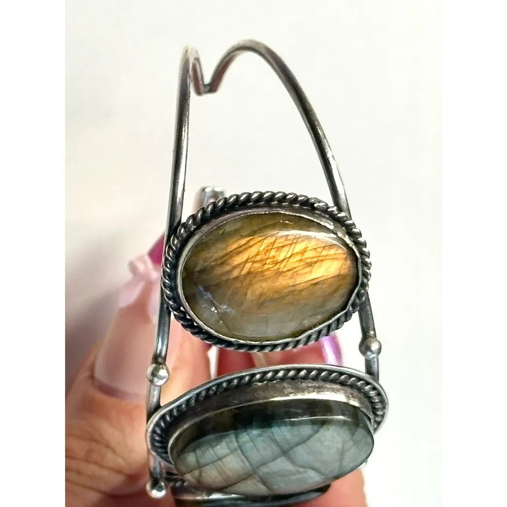 Labradorite Silver Tone Cuff Bracelet - Image 6