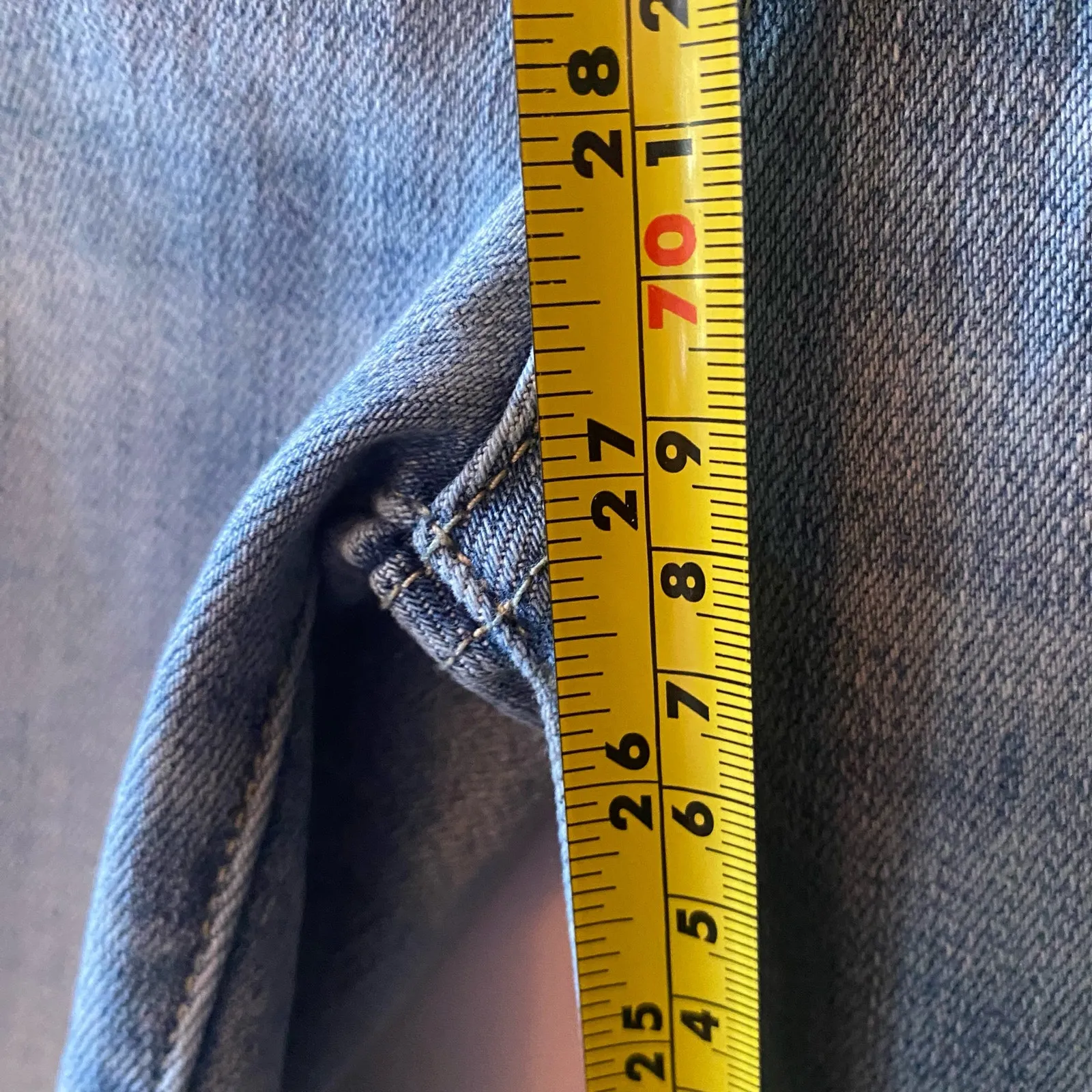 Judy Blue Skinny Fit Light Wash Distressed Jeans Stretchy Women's size 28 - Image 9