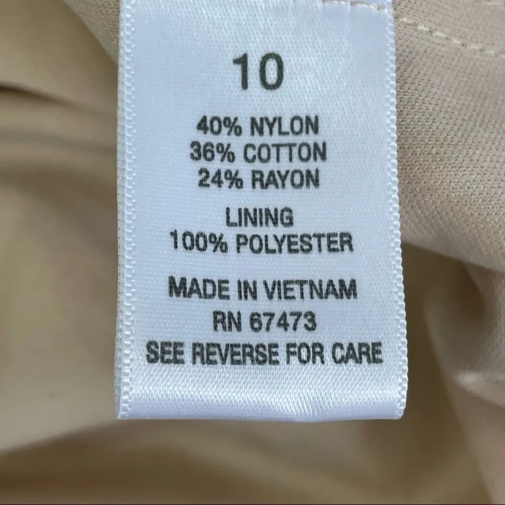 Dressbarn Lace Overlay Dress - Image 4