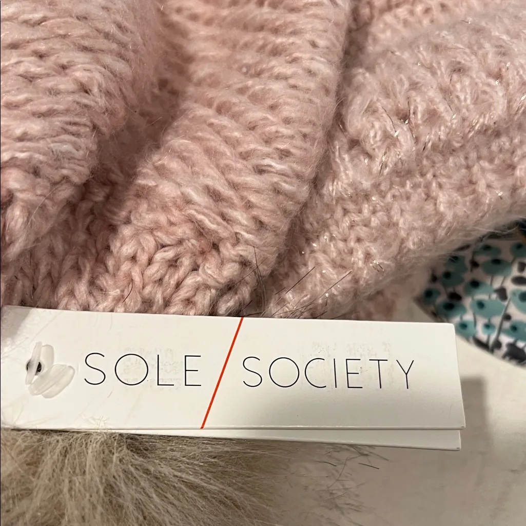 Sole society‎ Cozy Pink Knit Scarf and Hat Set - Image 3