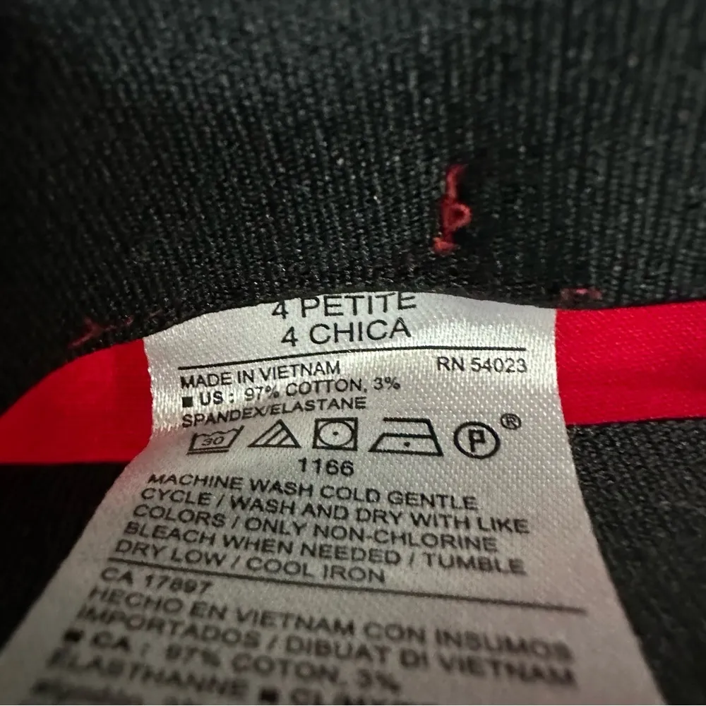 Old Navy Mid Rise Skinny Ankle Pants Womans 4 Petite Red - Image 4