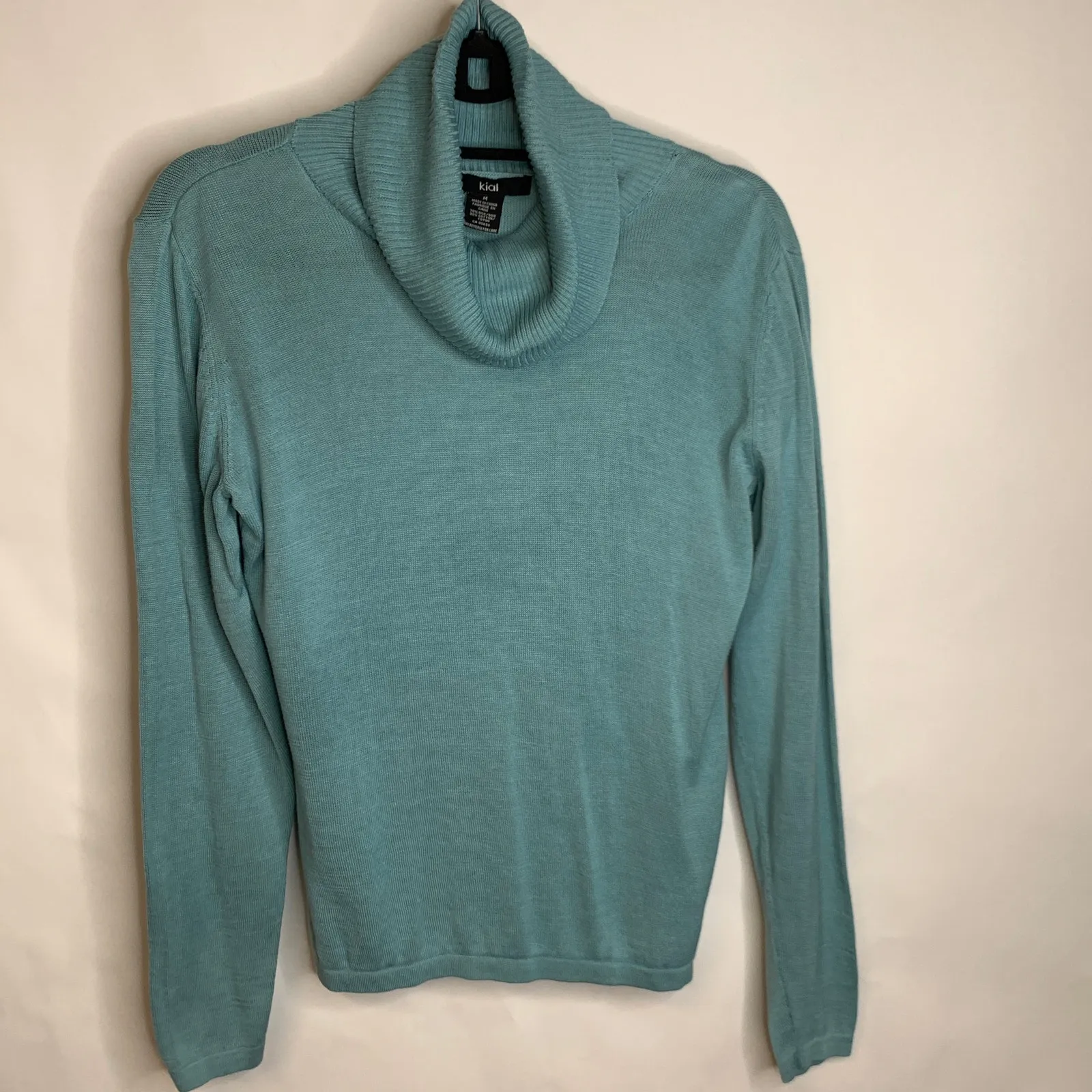 Kial Pale Green Turtleneck Sweater Sz Medium - Image 5
