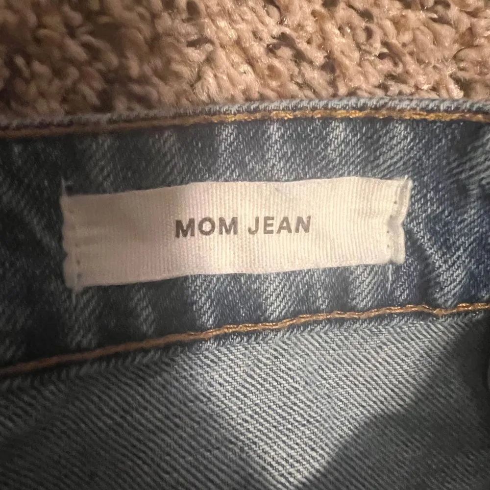 Cotton On Distressed Mom Jeans Light Blue Wash Ripped Knee Casual Denim 30Waist‎ - Image 2