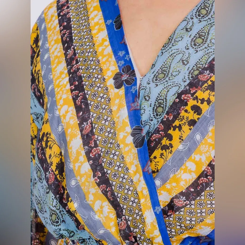 NWT Easel LONG SLEEVE SURPLICE ELASTIC WAIST MULTI PRINT MINI DRESS - Image 4