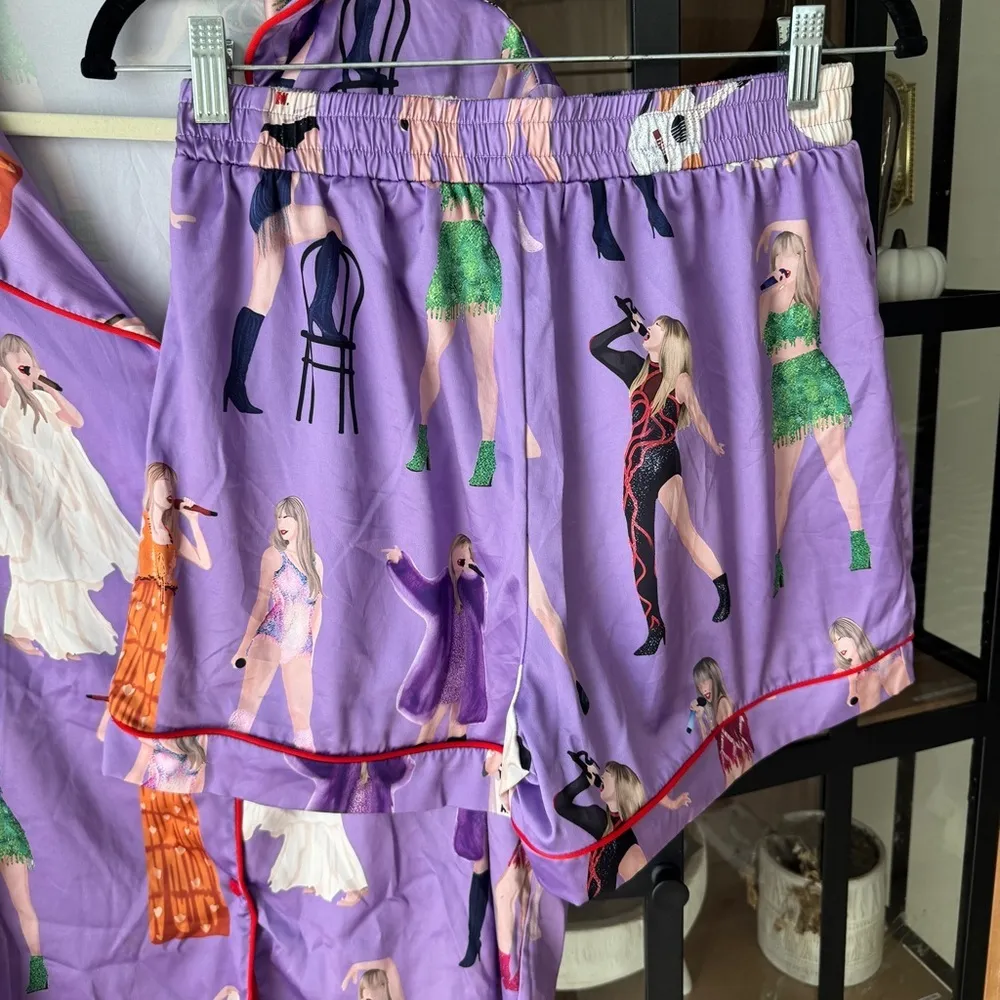 Taylor Swift Eras Tour pajamas set print shorts sleeve shirt lavender sheshow - Image 5