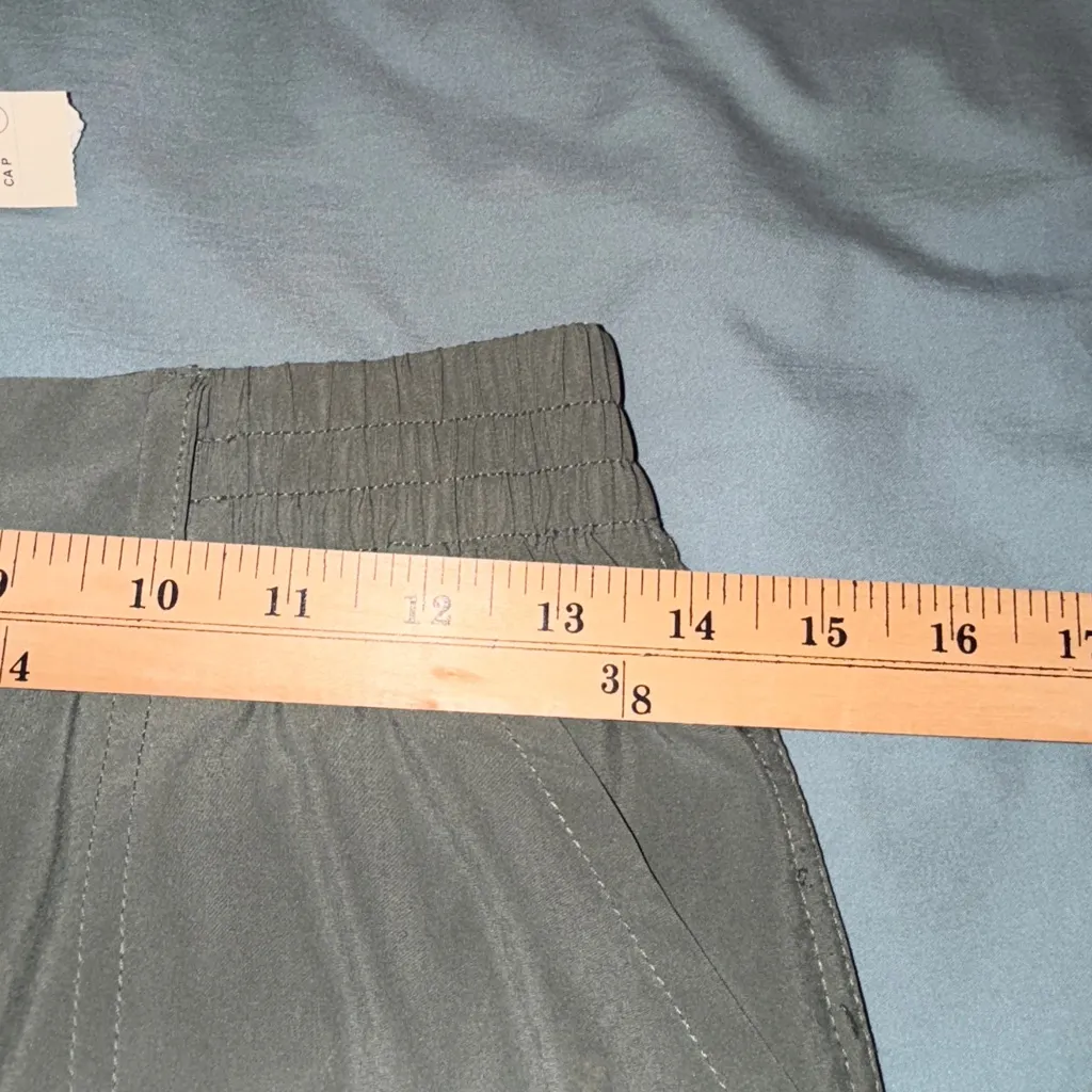 NWT Offline by Aerie Green Chill Moves Cargo Pants in size S Green - Image 4