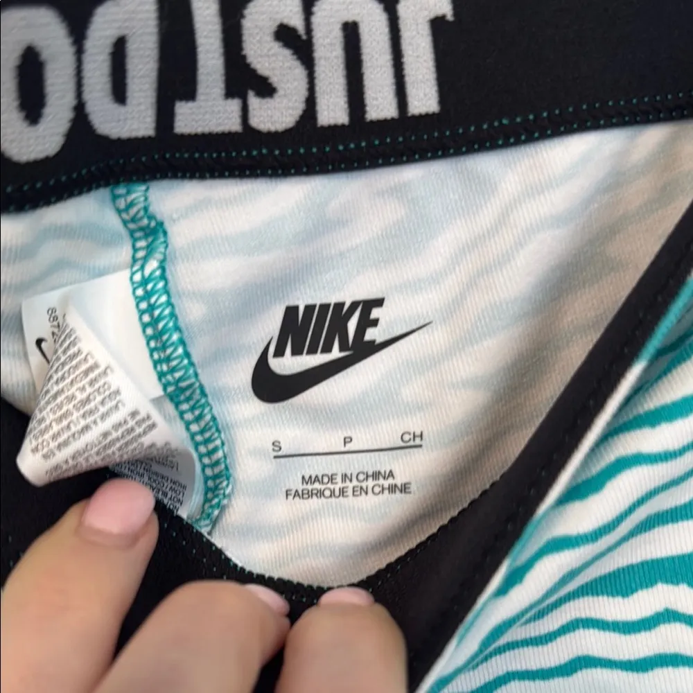 Nike Blue Speckled Leggings for Active Comfort - Image 3