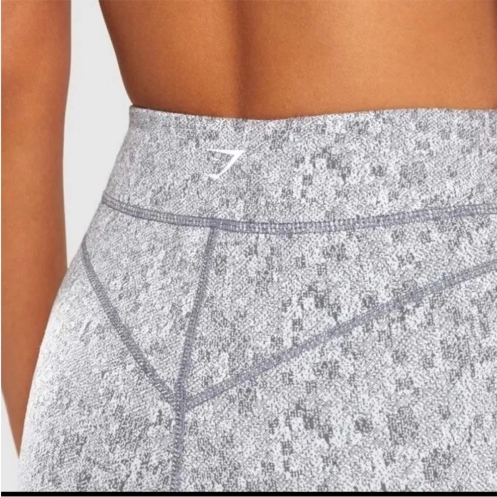 Gymshark Dry Fleur Textured Marl high rise leggings XS - Image 3