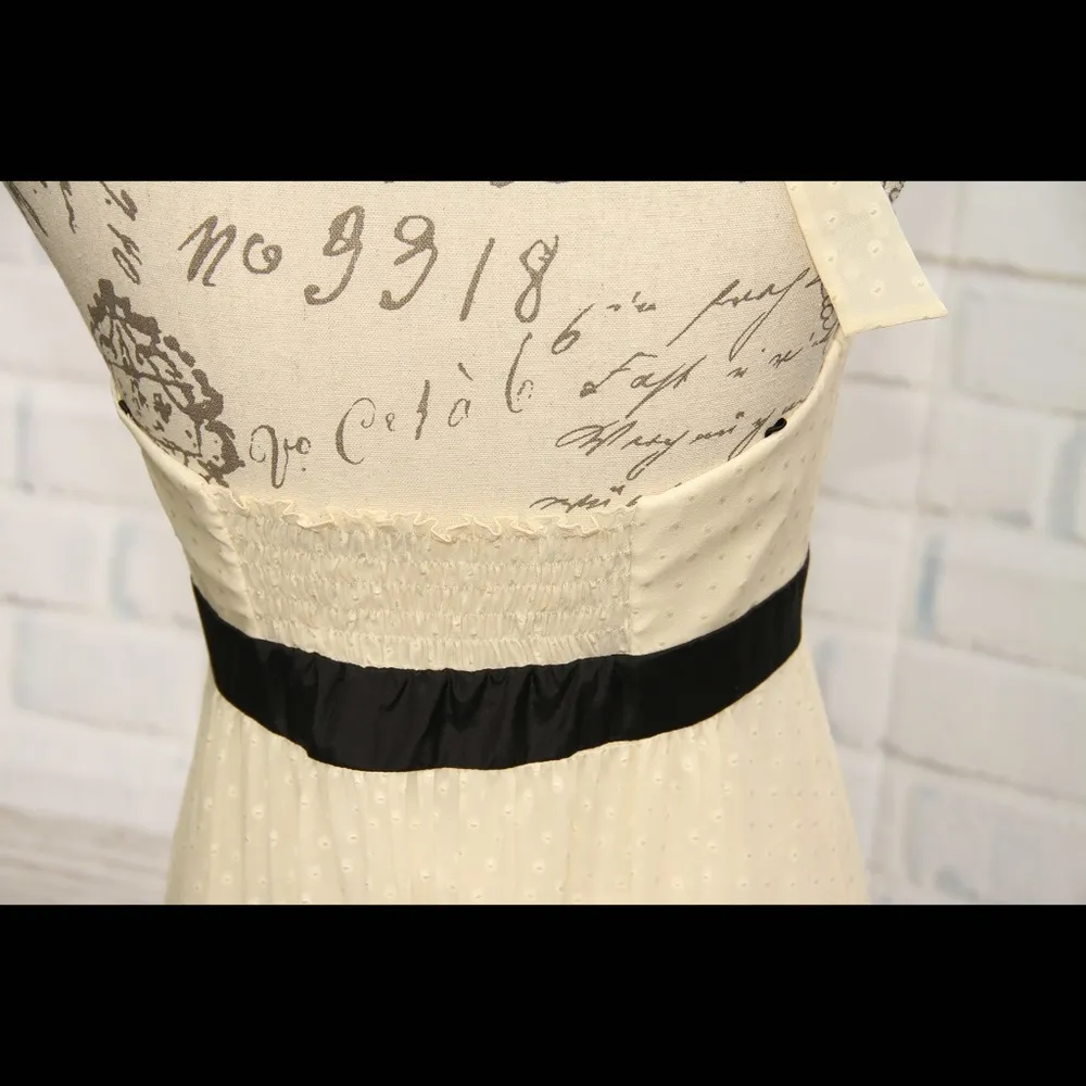 Laundry by Shelli Segal  Cream Polka Dot Dress 6 - Image 4