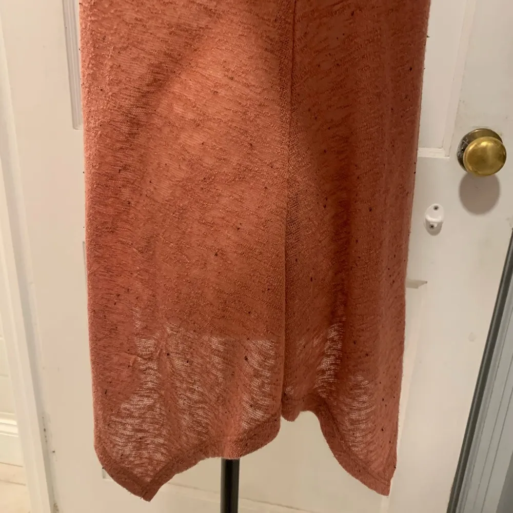 Bobeau | light weight long sleeve asymmetrical sweater - Image 6