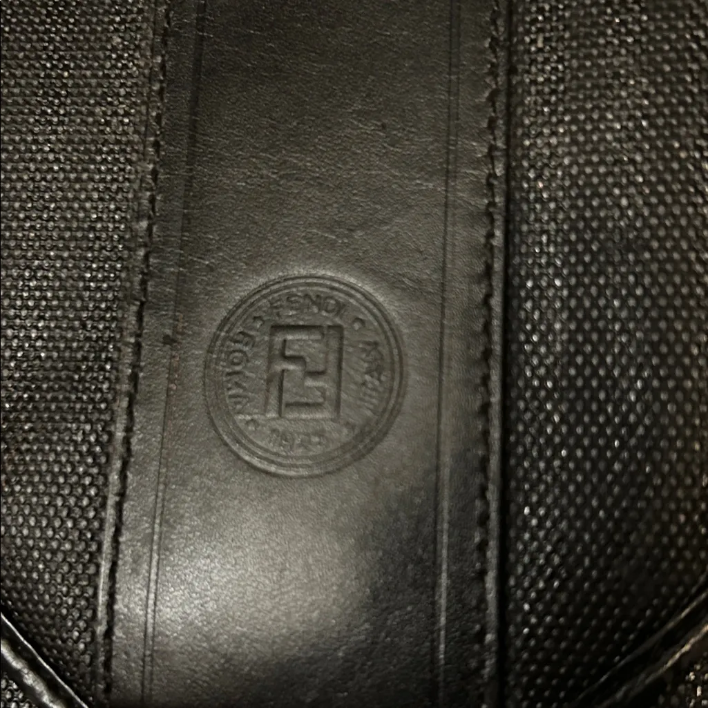 Vintage Fendi black envelope bag clutch crossbody purse - Image 2