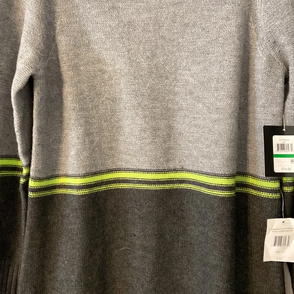 JH Women’s Dress perfect for upcoming winter 36” long and bust 36” it’s size L Size L - Image 5