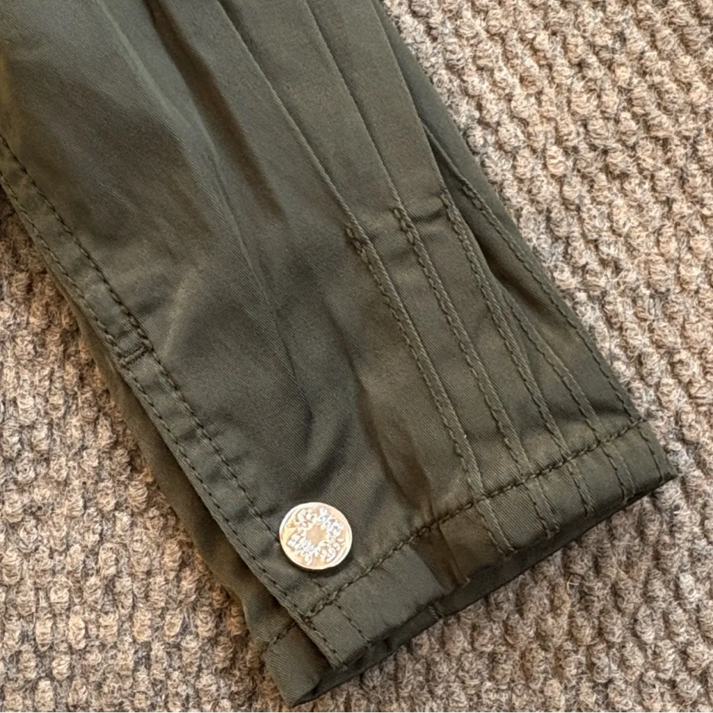 NWT White House Black Market Novelty Sleeve Trucker Jean Jacket Size 0 Rtl. $175 - Image 8