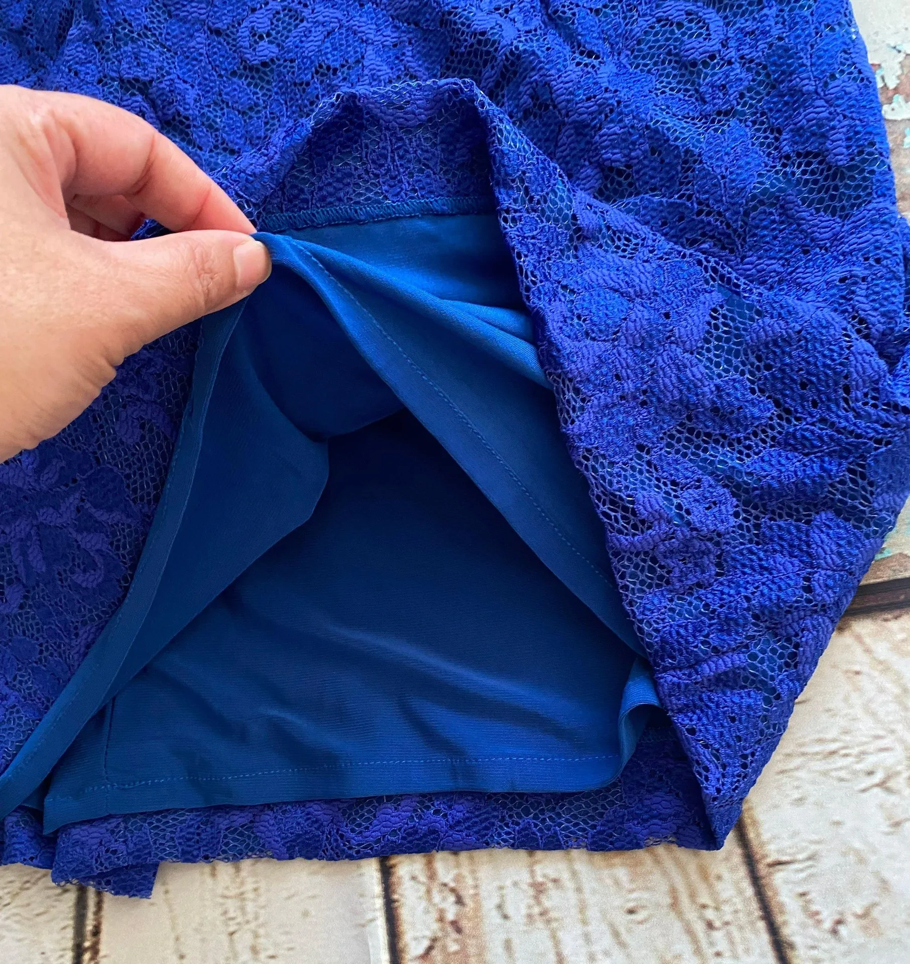 by madeline gardner Sleeveless Strappy Back Royal Blue Lace Dress Sz 10 - Image 12