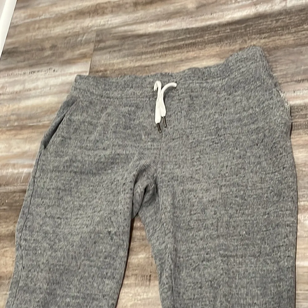 Philanthropy Gray Waffle Weave Joggers / Sweatpants - Image 2