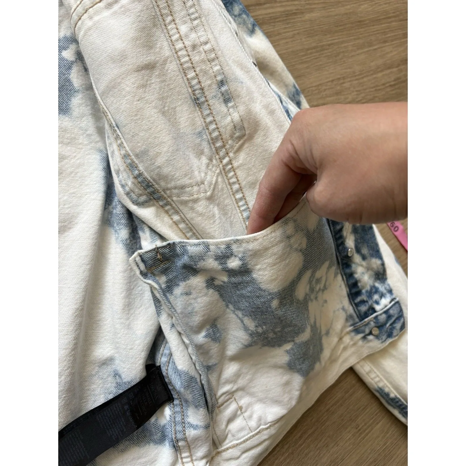 ALLSAINTS Sage Oversized Bleach Detailed Denim Jacket Women’s XS/S White - Image 4