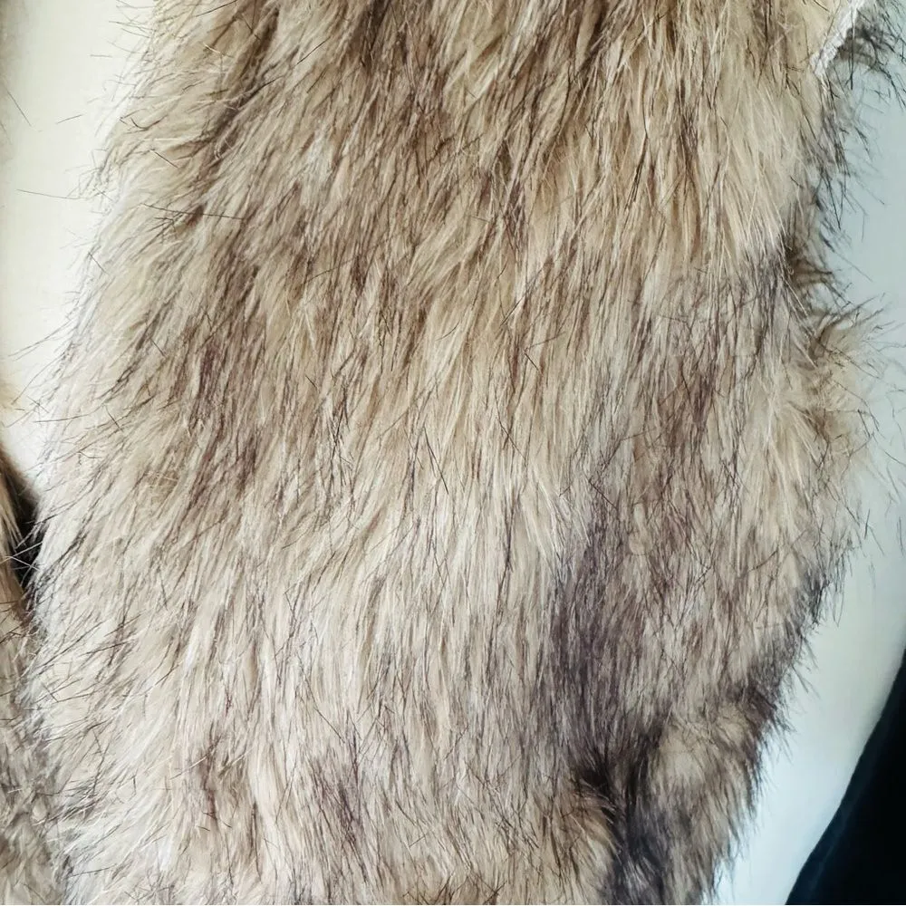 Escalier Vest Women’s Faux Fur Vest Jacket Size Small, Khaki/Brown New With Tags Brown - Image 10