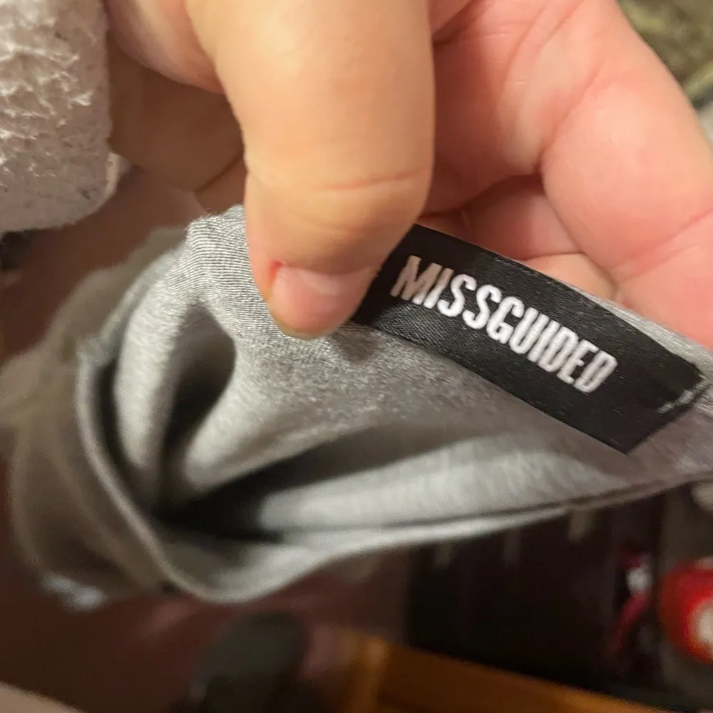 MISSGUIDED CUT OUT TSHIRT DRESS - Image 4