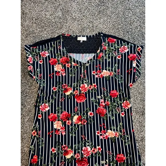 Bobbie & Brooks Women's‎ Navy Blue/white red roses short sleeve dress size large - Image 2