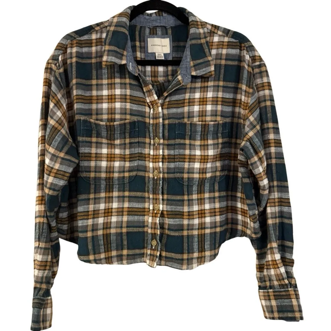 American Eagle  Cozy Cabin flannel plaid cropped button down m - Image 11